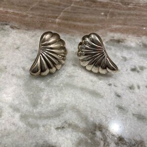 Vintage boho scalloped sterling silver earrings